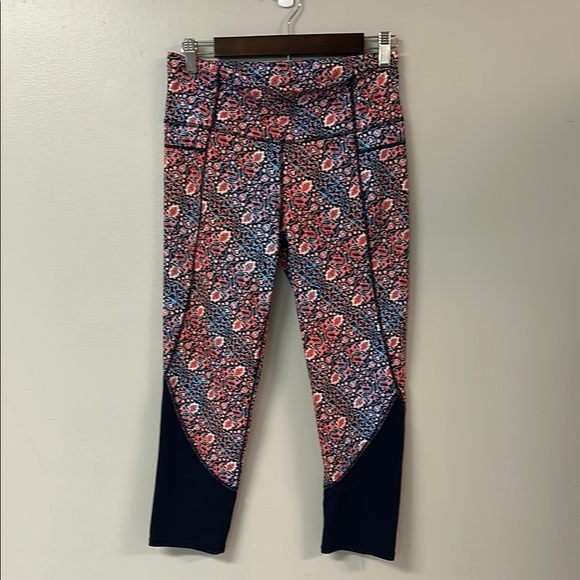 Athleta leggings size Medium - Picture 1 of 3